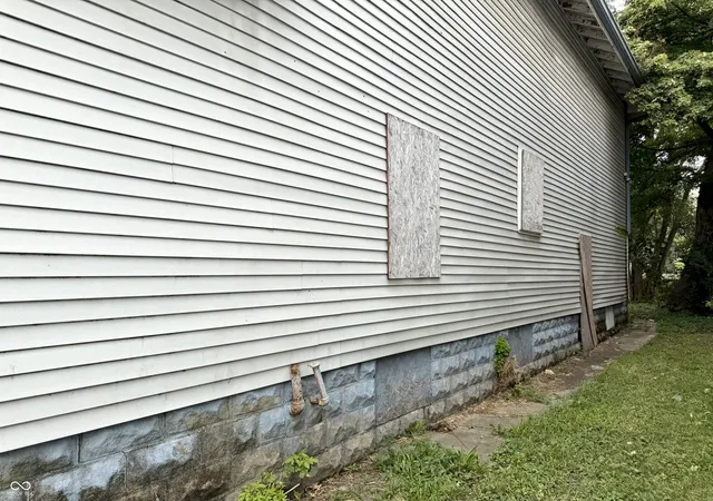 Photo 2 of House for sale at 2942-2944 E Michigan St, Indianapolis, IN 46201 | MLS# 22126954 | Listing updated on 2026-09-29
