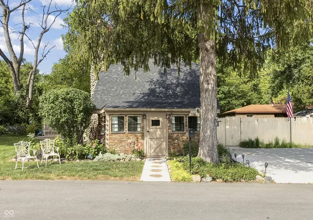 Single family home for sale at 6518 Paradise Ct, Indianapolis, IN 46236 | MLS# 22126956