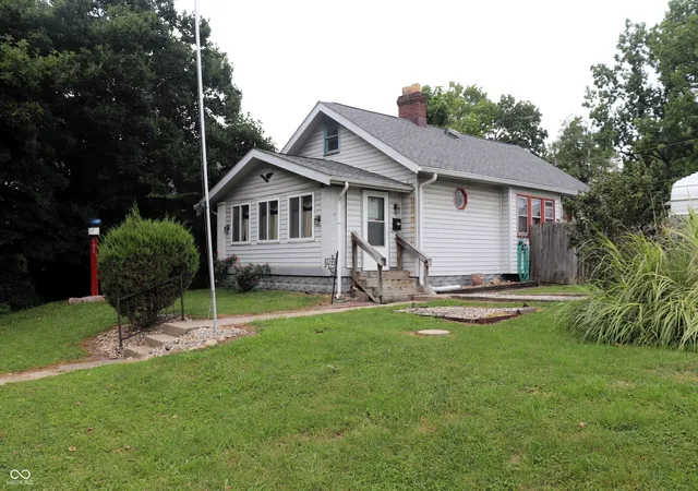 Photo 3 of Sale Pending at 5022 University Ave, Indianapolis, IN 46201 | MLS# 22126962 | Listing updated on 2026-09-26
