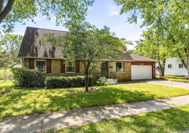 Photo 3 of Single family home for sale at 8827 Jackson St, Indianapolis, IN 46231 | MLS# 22126967 | Listing updated on 2026-09-22