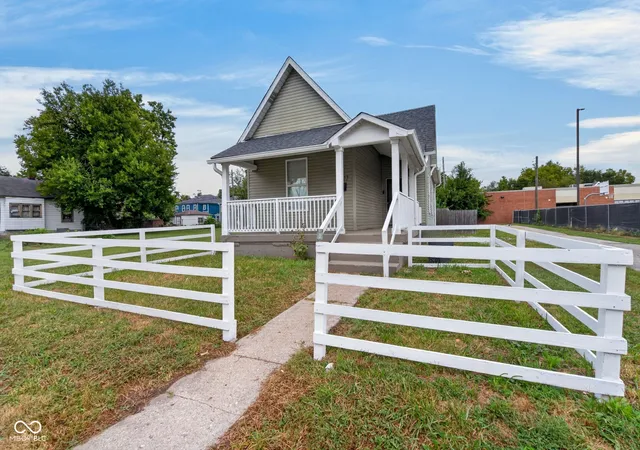 Single family home for sale at 822 W 28th Street, Indianapolis, IN 46208 | MLS# 22126977