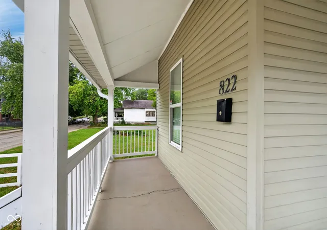 Photo 2 of Single family home for sale at 822 W 28th Street, Indianapolis, IN 46208 | MLS# 22126977 | Listing updated on 2026-09-21