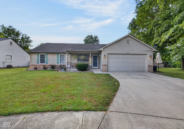 Photo 1 of Single family home for sale at 4506 Rotterdam Dr, Indianapolis, IN 46228 | MLS# 22126986 | Listing updated on 2026-10-11