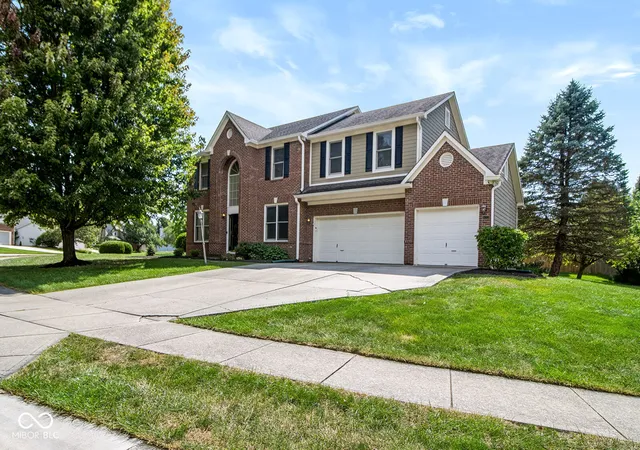 Photo 2 of Single family home for sale at 8772 Randall Dr, Fishers, IN 46038 | MLS# 22126997 | Listing updated on 2026-09-21