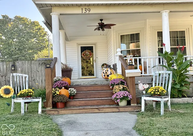 Photo 4 of Single family home for sale at 139 Main St, Hope, IN 47246 | MLS# 22127014 | Listing updated on 2026-10-08