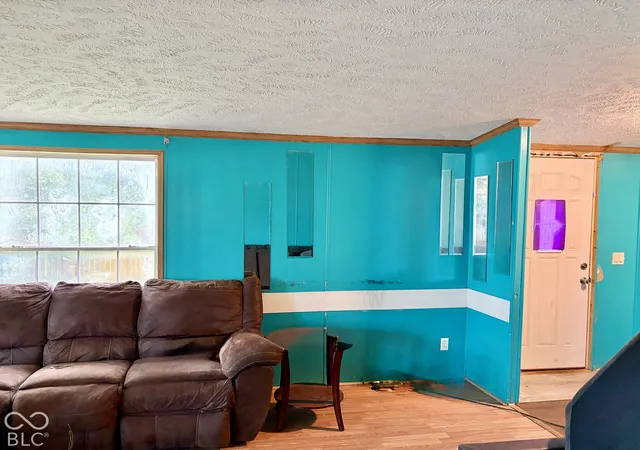 Photo 4 of Manufactured home for sale at 630 Cross St, Hope, IN 47246 | MLS# 22127019 | Listing updated on 2026-09-30