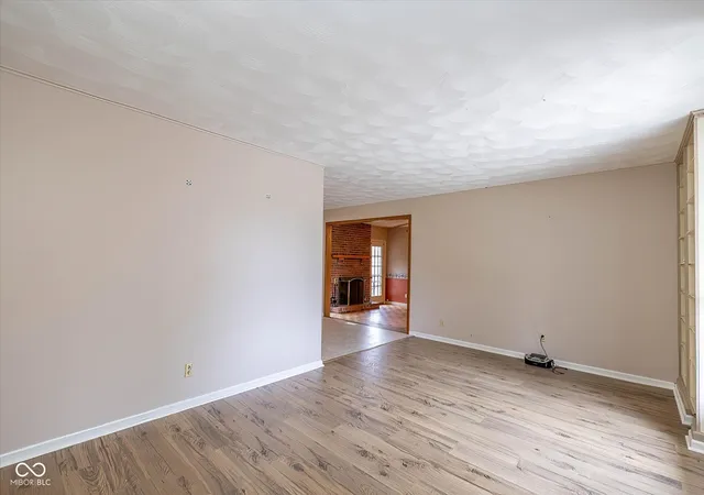 Photo 3 of Single family home for sale at 1087 W Whiterock Rd, Brazil, IN 47834 | MLS# 22127031 | Listing updated on 2026-10-04