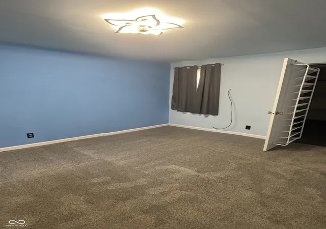 Photo 4 of Single family home for sale at 613 W Washington St, Greensburg, IN 47240 | MLS# 22127033 | Listing updated on 2026-09-22