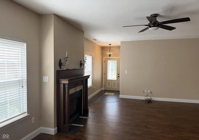 Photo 2 of Condo for sale at 2062 Bent Crk Rd #2062, Kokomo, IN 46901 | MLS# 22127036 | Listing updated on 2026-10-07