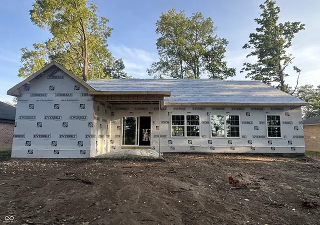Photo 2 of Single family home for sale at 645 Gettysburg, Coatesville, IN 46121 | MLS# 22127045 | Listing updated on 2026-09-22