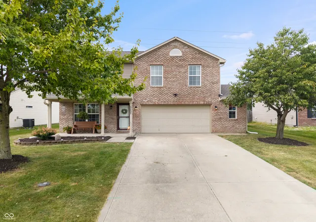 Photo 2 of Single family home for sale at 5851 Granite, Anderson, IN 46013 | MLS# 22127054 | Listing updated on 2026-09-23