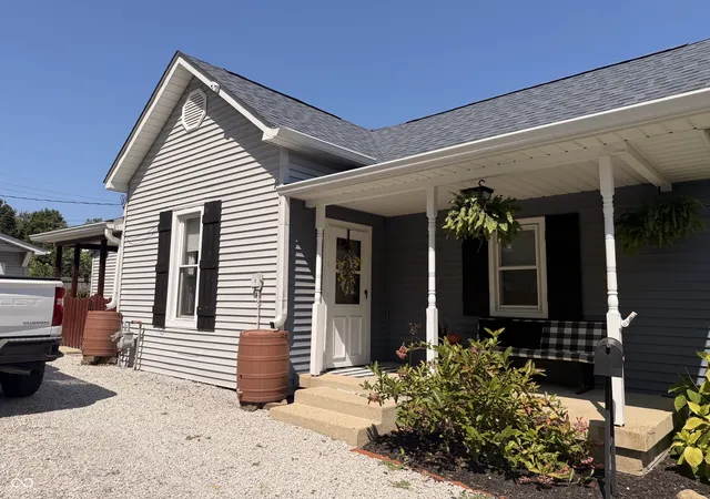 Photo 1 of Sale Pending at 442 S Kentucky St, Danville, IN 46122 | MLS# 22127058 | Listing updated on 2026-09-23