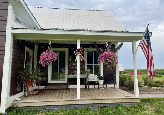 Photo 3 of Single family home for sale at 8122 N Hall School Rd, Monrovia, IN 46157 | MLS# 22127059 | Listing updated on 2026-09-24
