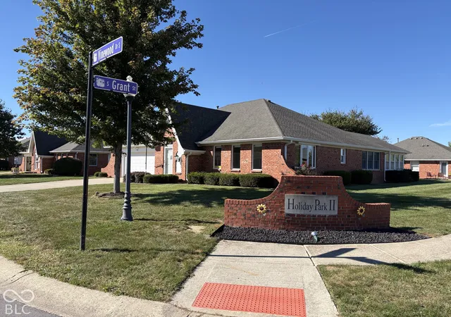 Photo 1 of Condo for sale at 396 Vinewood Dr S, Brownsburg, IN 46112 | MLS# 22127062 | Listing updated on 2026-10-07