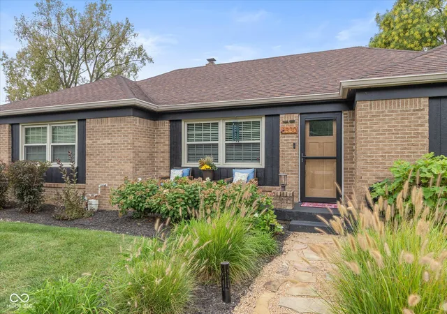 Photo 2 of Single family home for sale at 6330 Mcfarland Rd, Indianapolis, IN 46227 | MLS# 22127074 | Listing updated on 2026-10-06