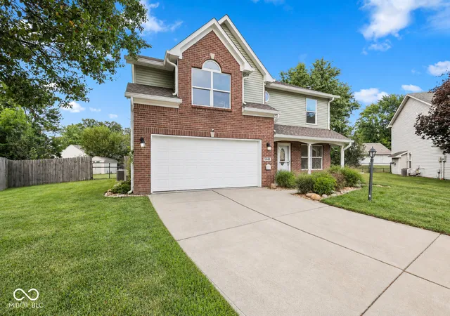 Photo 2 of Single family home for sale at 5448 Adina Ct, Indianapolis, IN 46203 | MLS# 22127077 | Listing updated on 2026-10-02
