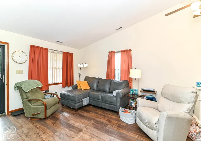 Photo 3 of Single family home for sale at 6381 Village Oak Ct, Indianapolis, IN 46236 | MLS# 22127086 | Listing updated on 2026-10-05