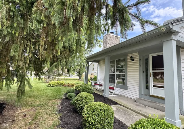 Photo 1 of Condo for sale at 2559 Chaseway Ct, Indianapolis, IN 46268 | MLS# 22127087 | Listing updated on 2026-09-20