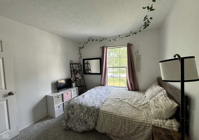 Photo 4 of Condo for sale at 2559 Chaseway Ct, Indianapolis, IN 46268 | MLS# 22127087 | Listing updated on 2026-09-20