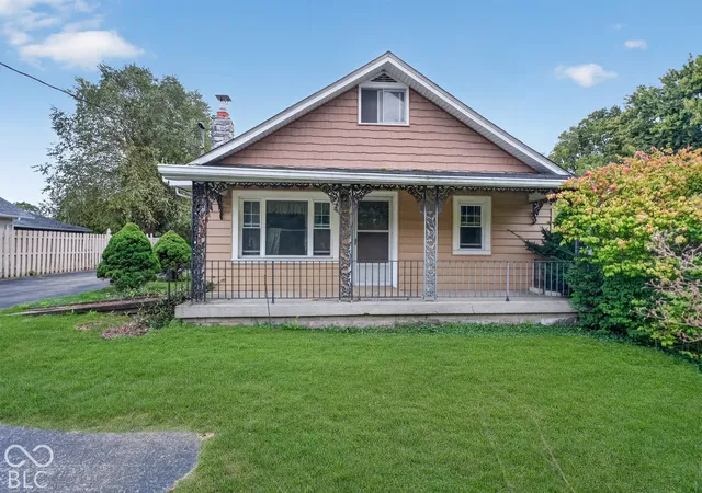 Photo 1 of Sale Pending at 4925 W Vermont St, Indianapolis, IN 46224 | MLS# 22127093 | Listing updated on 2026-10-05