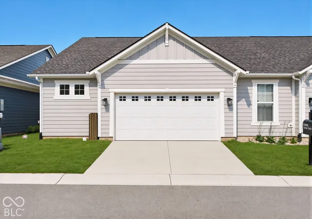 Photo 3 of Condo for sale at 6966 Cherry Crk Blvd, Carmel, IN 46033 | MLS# 22127114 | Listing updated on 2026-09-25