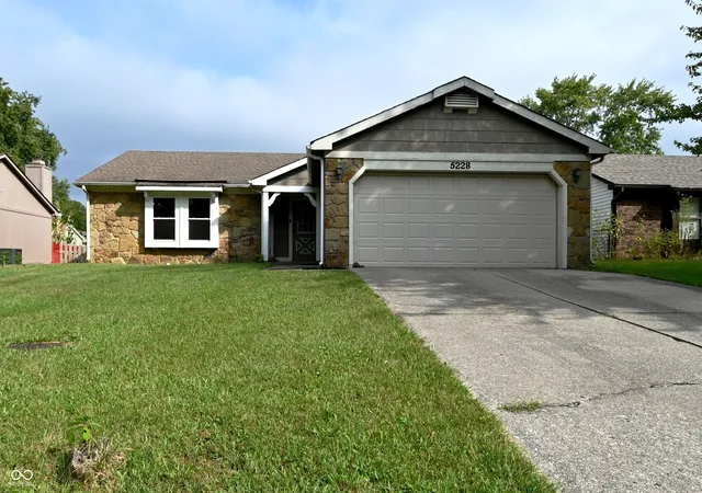 Photo 1 of Single family home for sale at 5228 Rowan Ct, Indianapolis, IN 46237 | MLS# 22127115 | Listing updated on 2026-10-02