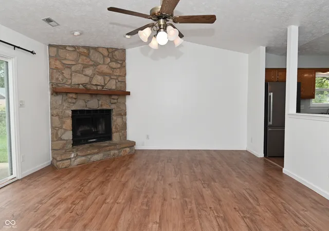 Photo 2 of Single family home for sale at 5228 Rowan Ct, Indianapolis, IN 46237 | MLS# 22127115 | Listing updated on 2026-10-02