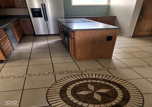 Photo 4 of Single family home for sale at 723 E Canary Ln, Monticello, IN 47960 | MLS# 22127116 | Listing updated on 2026-09-21