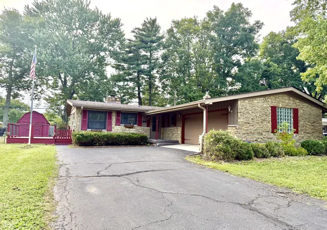 Photo 2 of Single family home for sale at 2032 Radcliffe Ave, Indianapolis, IN 46227 | MLS# 22127123 | Listing updated on 2026-10-22