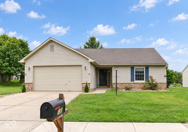 Photo 1 of Single family home for sale at 133 Brixton Woods W Dr, Pittsboro, IN 46167 | MLS# 22127126 | Listing updated on 2026-09-23