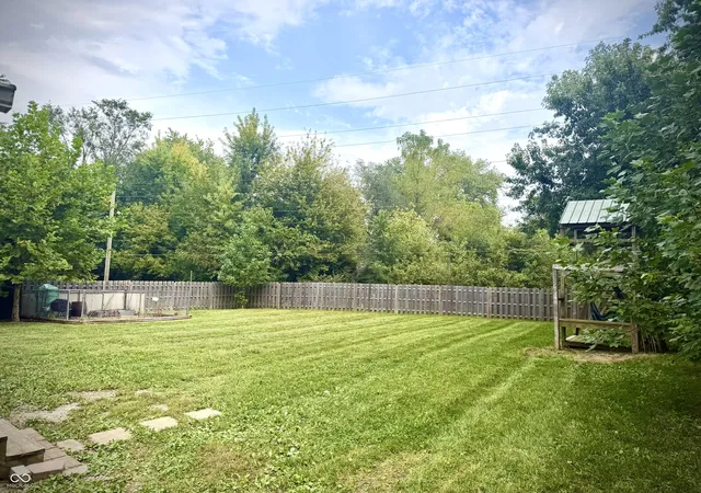 Photo 3 of Single family home for sale at 1125 Helena Dr, Lebanon, IN 46052 | MLS# 22127127 | Listing updated on 2026-09-21