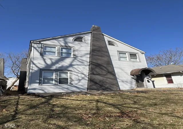 Photo 1 of Multi family home for sale at 1615 Main St, Anderson, IN 46016 | MLS# 22127133 | Listing updated on 2026-09-19