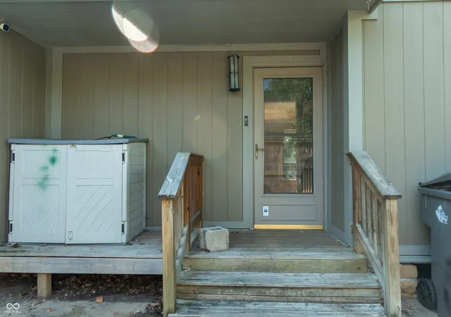 Photo 2 of Condo for sale at 4282 Woodsage Tr, Indianapolis, IN 46237 | MLS# 22127135 | Listing updated on 2026-09-22