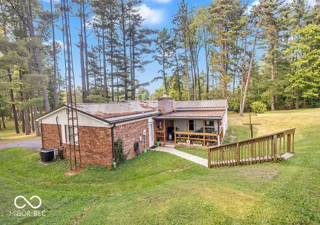 Photo 3 of Single family home for sale at 3675 S Duncan Rd, Bloomington, IN 47403 | MLS# 22127138 | Listing updated on 2026-09-21