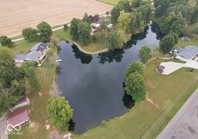 Photo 3 of Single family home for sale at 961 Country Clb Dr, Greensburg, IN 47240 | MLS# 22127143 | Listing updated on 2026-09-22