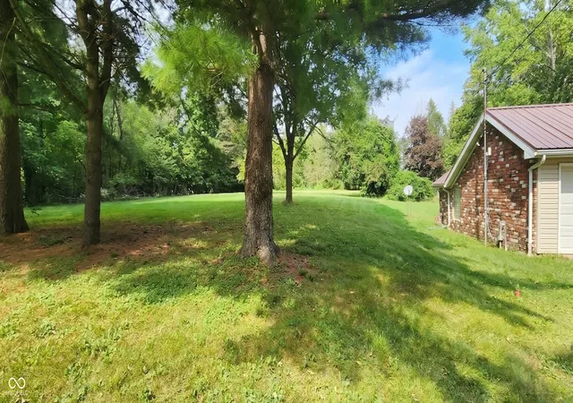 Photo 3 of Single family home for sale at 6048 E US Hwy 36, Bainbridge, IN 46105 | MLS# 22127150 | Listing updated on 2026-10-06