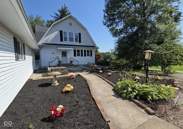 Photo 3 of Sale Pending at 4607 W County Rd 300 S, Cory, IN 47846 | MLS# 22127160 | Listing updated on 2026-09-22