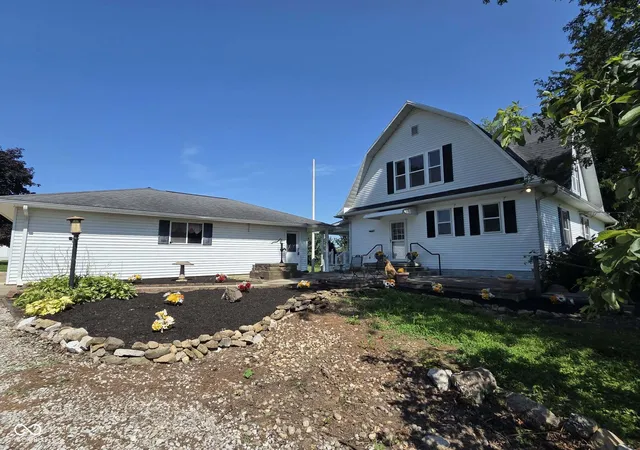 Photo 4 of Sale Pending at 4607 W County Rd 300 S, Cory, IN 47846 | MLS# 22127160 | Listing updated on 2026-09-22