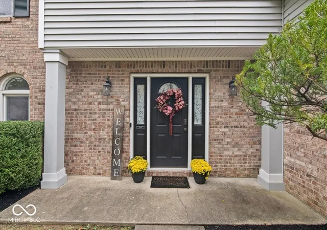 Photo 2 of Single family home for sale at 10922 Limbach Ct, Indianapolis, IN 46236 | MLS# 22127163 | Listing updated on 2026-09-22