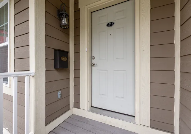 Photo 3 of Condo for sale at 1017 Walford Ave, Indianapolis, IN 46220 | MLS# 22127167 | Listing updated on 2026-09-24