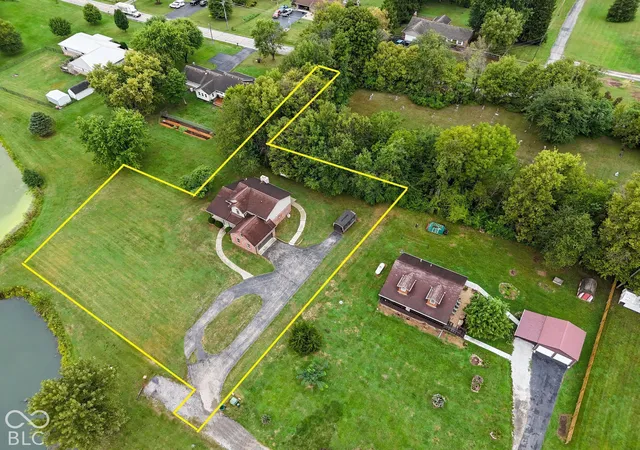 Photo 4 of Sale Pending at 7214 Parsons Way, Mooresville, IN 46158 | MLS# 22127174 | Listing updated on 2026-09-27