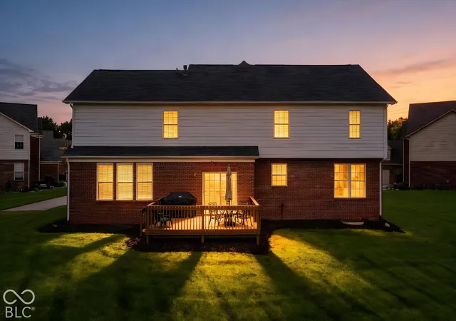 Photo 4 of Single family home for sale at 6579 Bainbridge Cir, Zionsville, IN 46077 | MLS# 22127179 | Listing updated on 2026-09-24