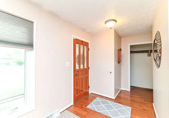 Photo 3 of Single family home for sale at 560 Margueritta Ct, Greenwood, IN 46143 | MLS# 22127185 | Listing updated on 2026-09-25