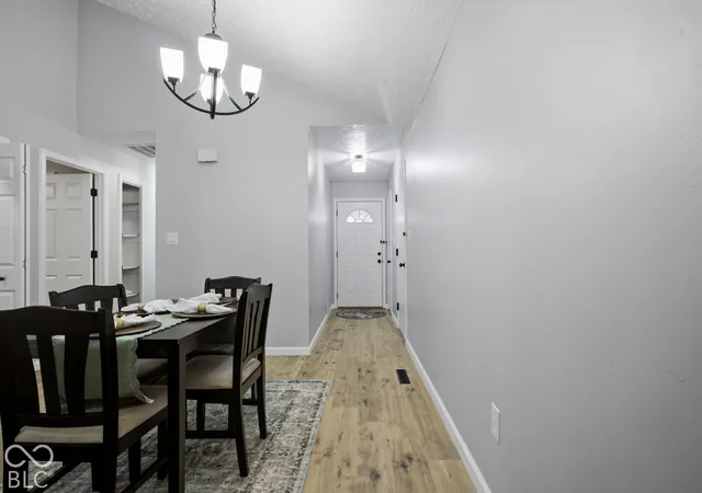 Photo 2 of Single family home for sale at 3920 Peppertree Ln, Columbus, IN 47203 | MLS# 22127189 | Listing updated on 2026-09-24