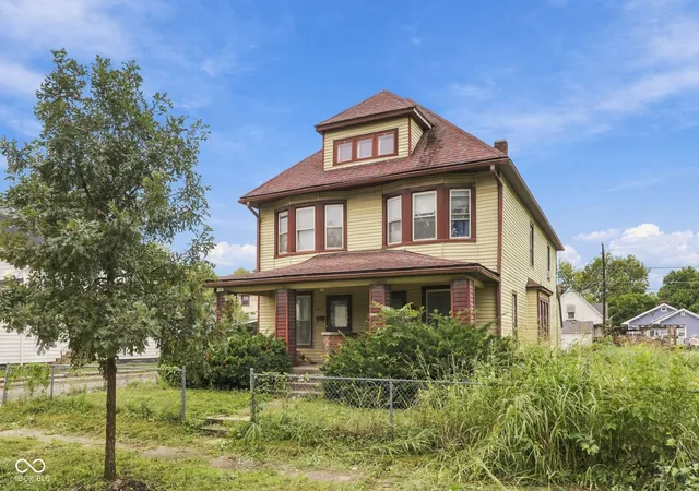 Photo 4 of House for sale at 202 N Addison, Indianapolis, IN 46222 | MLS# 22127194 | Listing updated on 2026-09-22