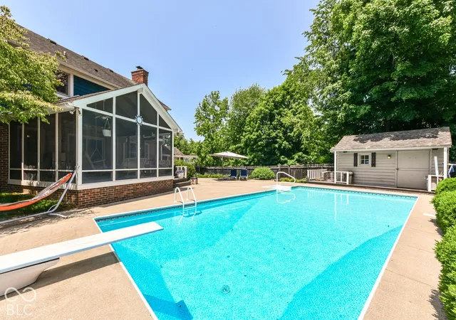 Photo 2 of Single family home for sale at 6580 Kings Ct, Avon, IN 46123 | MLS# 22127227 | Listing updated on 2026-10-24