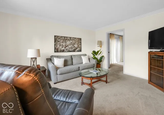 Photo 3 of Condo for sale at 5503 Vin Rose, Indianapolis, IN 46226 | MLS# 22127232 | Listing updated on 2026-10-06