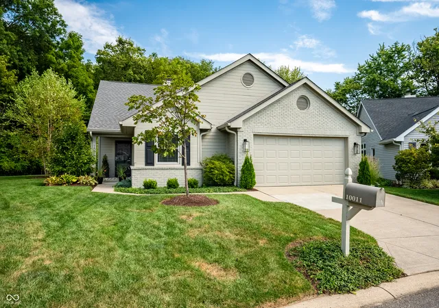 Photo 1 of Single family home for sale at 10011 Franklin Ct, Carmel, IN 46280 | MLS# 22127234 | Listing updated on 2026-09-24