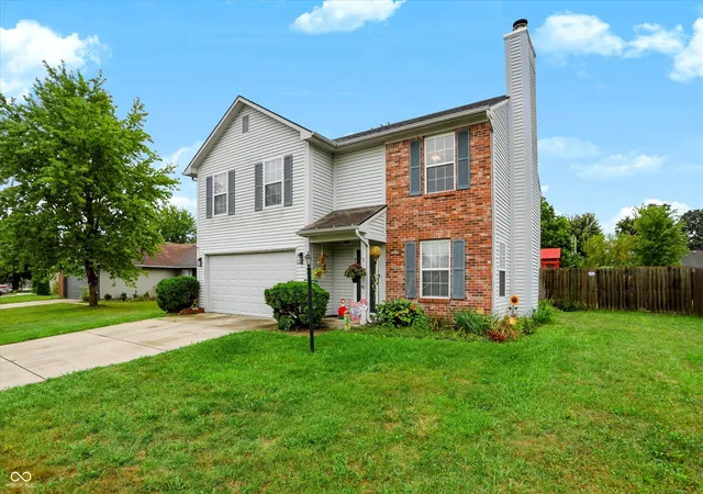Photo 1 of Single family home for sale at 6639 Furnas Rd, Indianapolis, IN 46221 | MLS# 22127235 | Listing updated on 2026-09-22