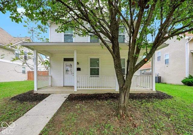 Photo 3 of Single family home for sale at 2944 Hervey St, Indianapolis, IN 46203 | MLS# 22127242 | Listing updated on 2026-09-26